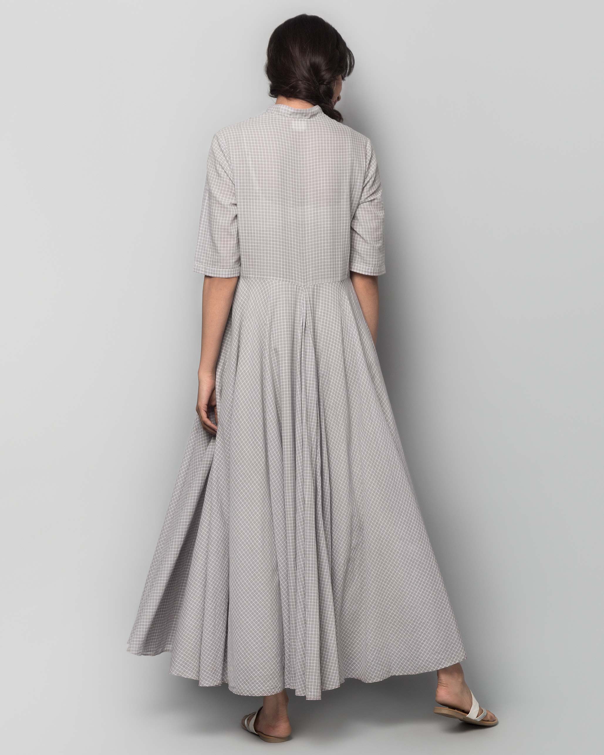 products/1518601153NBI002962_63_64_65_D16_Dresses_Akura-Maxi-Check-Dress_pdp_Dec_2015_v1_170844_ba99801f-02e6-4b18-94d8-d9f269afaa83.jpg
